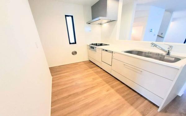 �_�ސ쌧����s�P�s1���ڂ̐V�z��ˌ��ẴL�b�`��