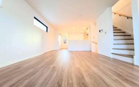 �_�ސ쌧����s�P�s1���ڂ̐V�z��ˌ��Ẵ��r���O