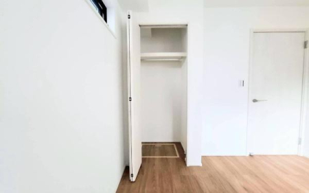 �_�ސ쌧����s�P�s1���ڂ̐V�z��ˌ��Ă̎��[