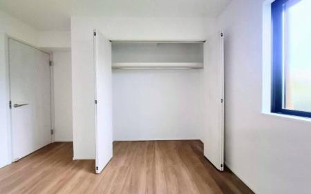 �_�ސ쌧����s�P�s1���ڂ̐V�z��ˌ��Ă̎��[