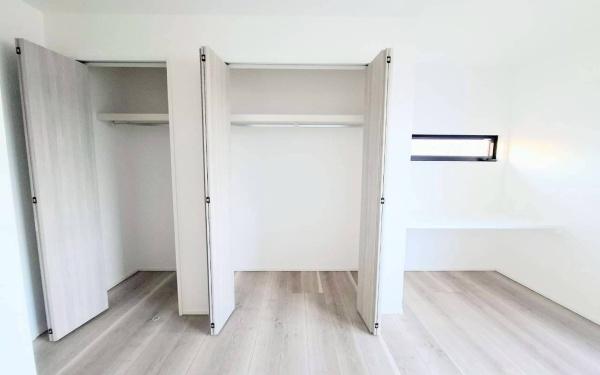 �_�ސ쌧����s�P�s1���ڂ̐V�z��ˌ��Ă̎��[