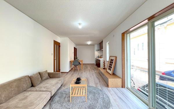 �_�ސ쌧���l�s�_�ސ�揼����2���ڂ̒��È�ˌ��Ẵ��r���O