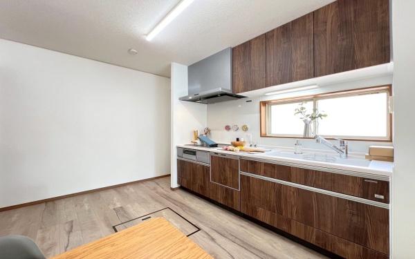 �_�ސ쌧���l�s�_�ސ�揼����2���ڂ̒��È�ˌ��ẴL�b�`��