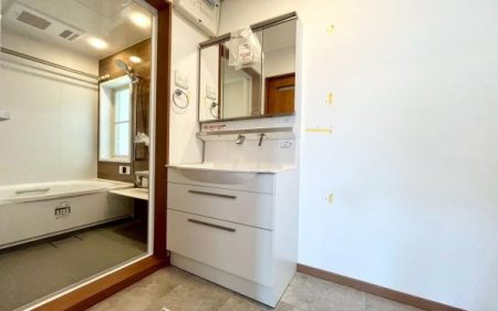 �_�ސ쌧���l�s�`����뒬�̒��È�ˌ��Ă̐��ʑ�E���ʏ�