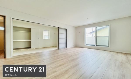 �_�ސ쌧���l�s���J��܊іڒ��̐V�z��ˌ��Ẵ��r���O