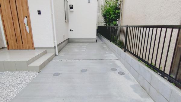 �_�ސ쌧���l�s���J��܊іڒ��̐V�z��ˌ��Ă̒��ԏ�