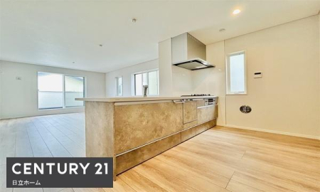 �_�ސ쌧���l�s���J��܊іڒ��̐V�z��ˌ��ẴL�b�`��