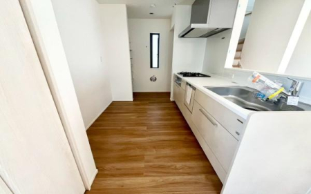 �_�ސ쌧���q�s���ܒJ2���ڂ̐V�z��ˌ��ẴL�b�`��