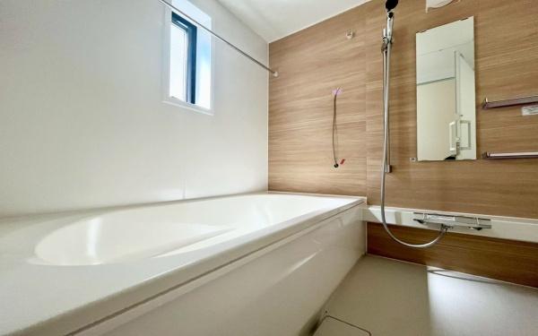 �_�ސ쌧���q�s���ܒJ2���ڂ̐V�z��ˌ��Ă̗���