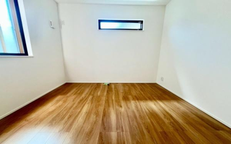 �_�ސ쌧���q�s���ܒJ2���ڂ̐V�z��ˌ��Ă̎q������