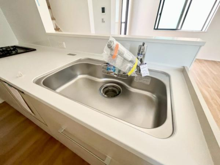 �_�ސ쌧���q�s���ܒJ2���ڂ̐V�z��ˌ��ẴL�b�`��