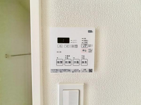 �_�ސ쌧���l�s����V�R��3���ڂ̒��Ã}���V�����̂��̑�