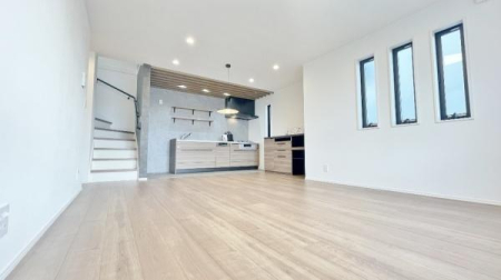 �_�ސ쌧���l�s�_�ސ��_�V�ؑ�̐V�z��ˌ��Ẵ��r���O