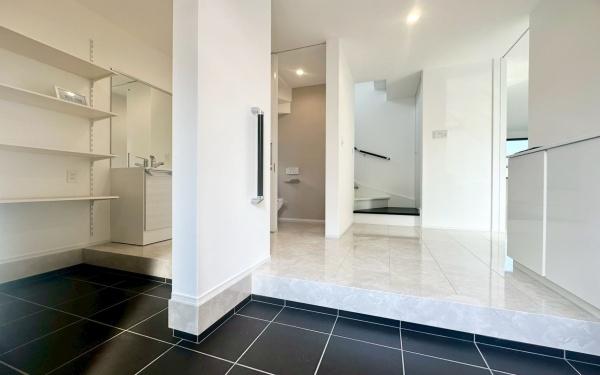 �����s���c�s���ʐ�w��2���ڂ̐V�z��ˌ��Ă̌���