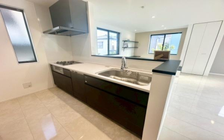 �����s���c�s���ʐ�w��2���ڂ̐V�z��ˌ��ẴL�b�`��