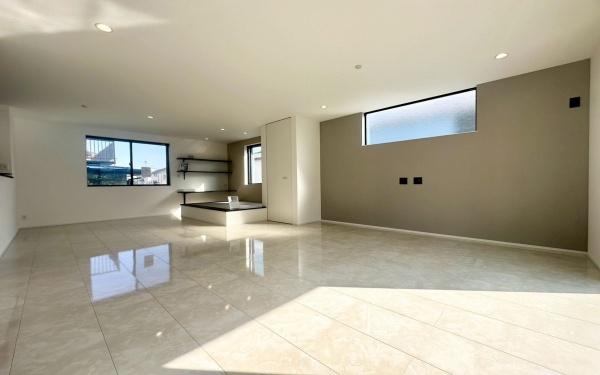 �����s���c�s���ʐ�w��2���ڂ̐V�z��ˌ��Ẵ��r���O