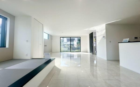 �����s���c�s���ʐ�w��2���ڂ̐V�z��ˌ��Ẵ��r���O