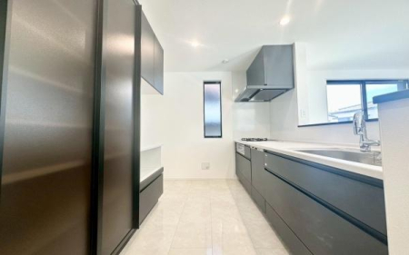 �����s���c�s���ʐ�w��2���ڂ̐V�z��ˌ��ẴL�b�`��