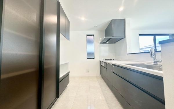 �����s���c�s���ʐ�w��2���ڂ̐V�z��ˌ��ẴL�b�`��