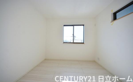 �_�ސ쌧���l�s�_�ސ���������̐V�z��ˌ��Ă̎q������