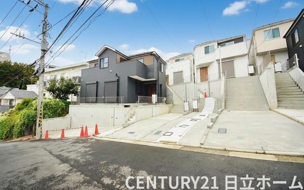 �_�ސ쌧���l�s�_�ސ���������̐V�z��ˌ��Ă̑O�ʓ��H�܂ތ��n�ʐ^