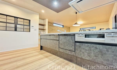 �_�ސ쌧���l�s��撆�c��5���ڂ̐V�z��ˌ��ẴL�b�`��