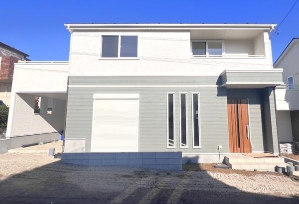 �_�ސ쌧���l�s�΋�k���񒬂̐V�z��ˌ��Ă̑O�ʓ��H�܂ތ��n�ʐ^