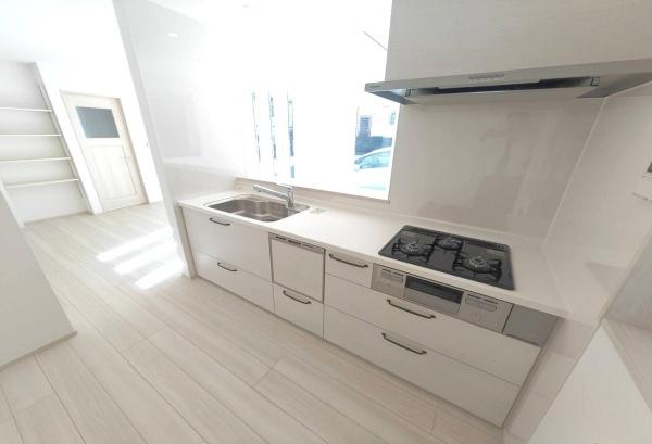 �_�ސ쌧���l�s�΋�k���񒬂̐V�z��ˌ��ẴL�b�`��