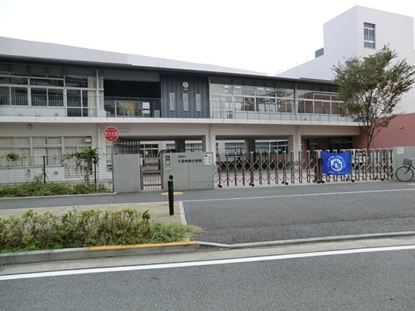 �_�ސ쌧���l�s�΋�\���s�꒬�̒��Ã}���V�����̎��ӊ�
