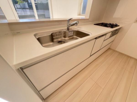 �_�ސ쌧���l�s�΋�k���񒬂̐V�z��ˌ��ẴL�b�`��