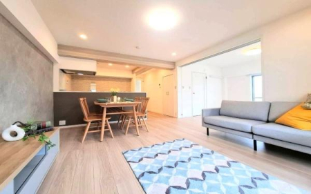 �_�ސ쌧���l�s�_�ސ�揼����4���ڂ̒��Ã}���V�����̃��r���O