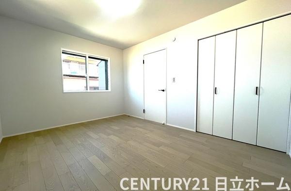 �_�ސ쌧���s��������P�u6���ڂ̐V�z��ˌ��Ă̐Q��