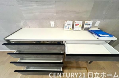 �_�ސ쌧���s��������P�u6���ڂ̐V�z��ˌ��Ă̎��[