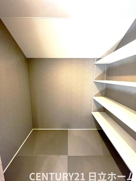 �_�ސ쌧���s��������P�u6���ڂ̐V�z��ˌ��Ă̎��[