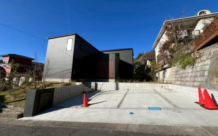 �_�ސ쌧���q�s�򖾎�4���ڂ̐V�z��ˌ��Ă̌��n�O�ώʐ^