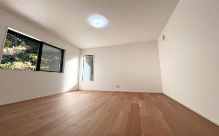 �_�ސ쌧���q�s�򖾎�4���ڂ̐V�z��ˌ��Ă̗m��