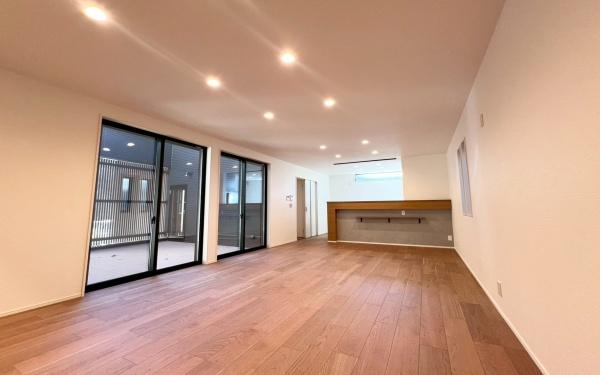 �_�ސ쌧���q�s�򖾎�4���ڂ̐V�z��ˌ��Ẵ��r���O