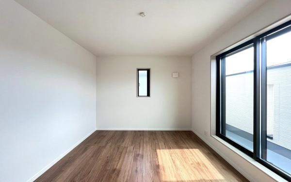 �_�ސ쌧���l�s���攒��6���ڂ̐V�z��ˌ��Ă̗m��