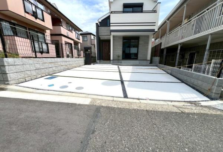 �_�ސ쌧���l�s���攒��6���ڂ̐V�z��ˌ��Ă̒��ԏ�