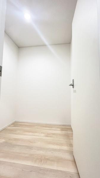 �_�ސ쌧���l�s����s�򒬂̐V�z��ˌ��Ă̎��[