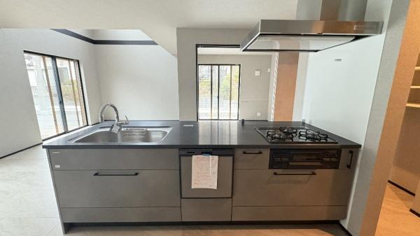 �_�ސ쌧���l�s�t���꒬�̐V�z��ˌ��ẴL�b�`��