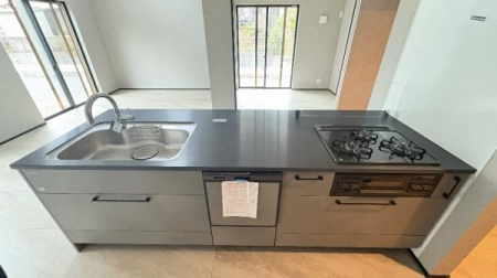 �_�ސ쌧���l�s�t���꒬�̐V�z��ˌ��ẴL�b�`��