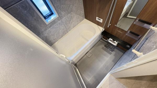 �_�ސ쌧���l�s�t���꒬�̐V�z��ˌ��Ă̗���