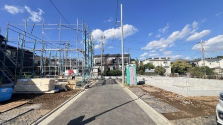 �_�ސ쌧���l�s�t���꒬�̐V�z��ˌ��Ă̂��̑����n