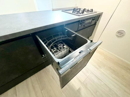 �_�ސ쌧���s����哇5���ڂ̐V�z��ˌ��ẴL�b�`��