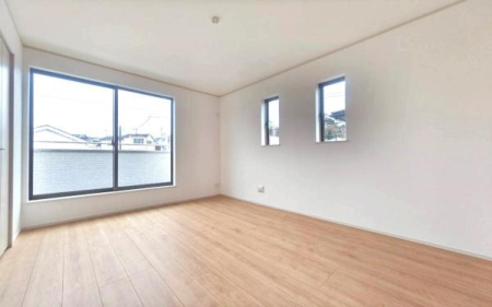 �_�ސ쌧���l�s��q��I��3���ڂ̐V�z��ˌ��Ă̎q������