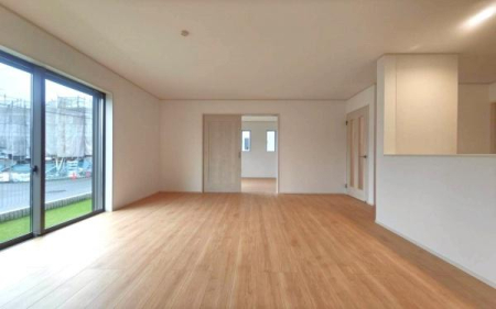 �_�ސ쌧���l�s��q��I��3���ڂ̐V�z��ˌ��Ẵ��r���O