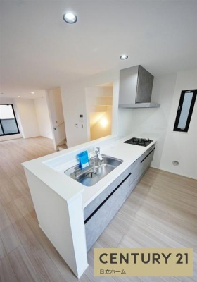 �_�ސ쌧���s���撆��2���ڂ̐V�z��ˌ��ẴL�b�`��