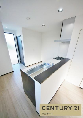 �_�ސ쌧���s���撆��2���ڂ̐V�z��ˌ��ẴL�b�`��