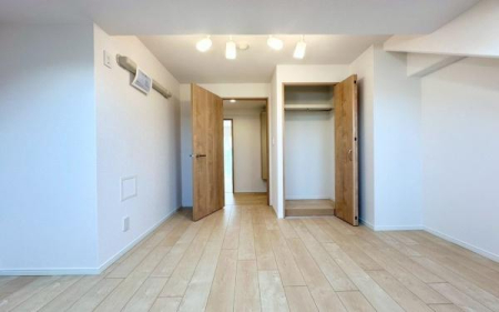 �_�ސ쌧���s������h�͌�5���ڂ̒��Ã}���V�����̗m��